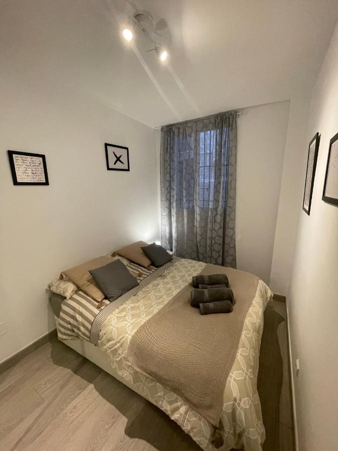 Stylish One Bedroom Flat In The Heart Of Madrid Bagian luar foto